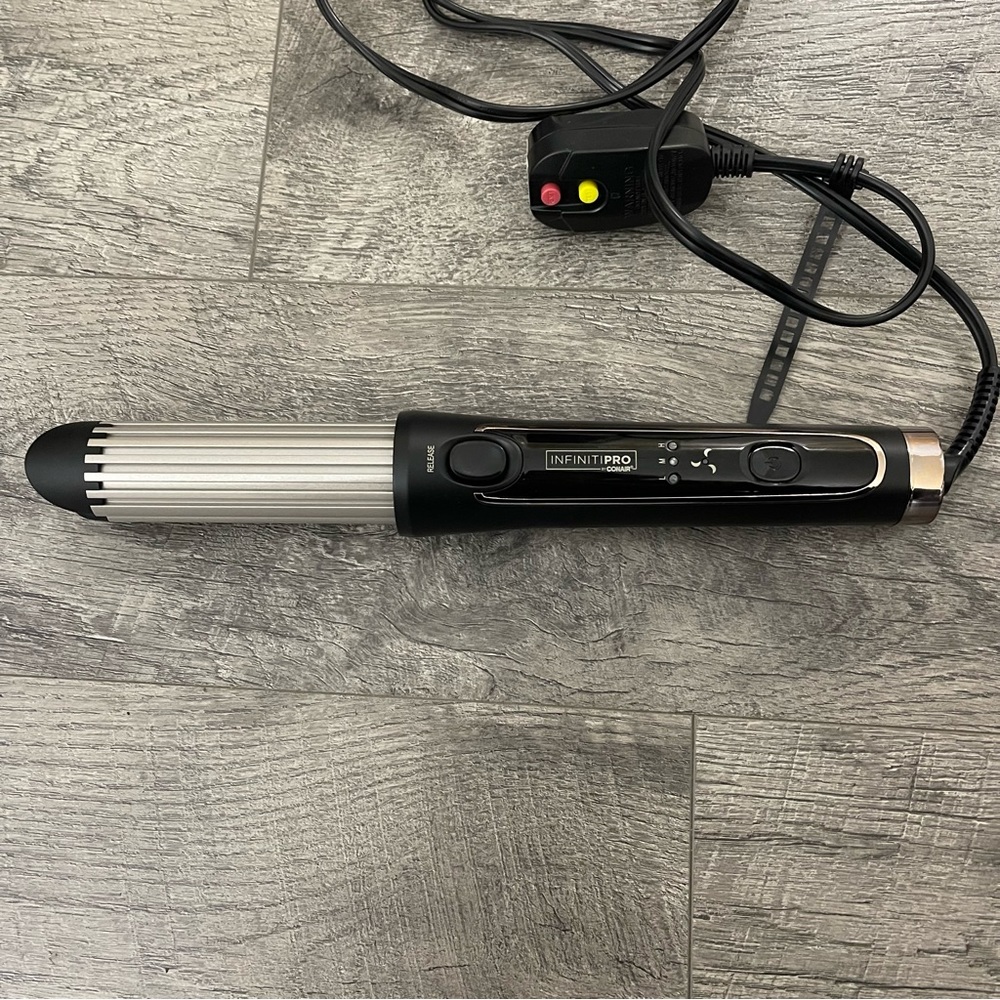 Conair InfinitiPRO Cool Air Styler